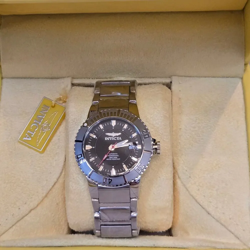 Invicta IN3352 Automatic Professional 660ft/200m Water Resistant Silver/Black